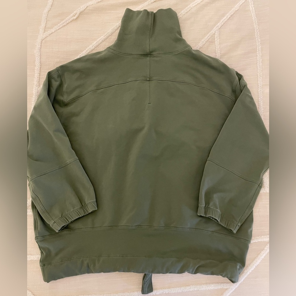 Lululemon LA Packable pullover - Picture 6 of 7